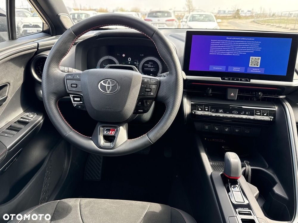 Toyota C-HR - 12