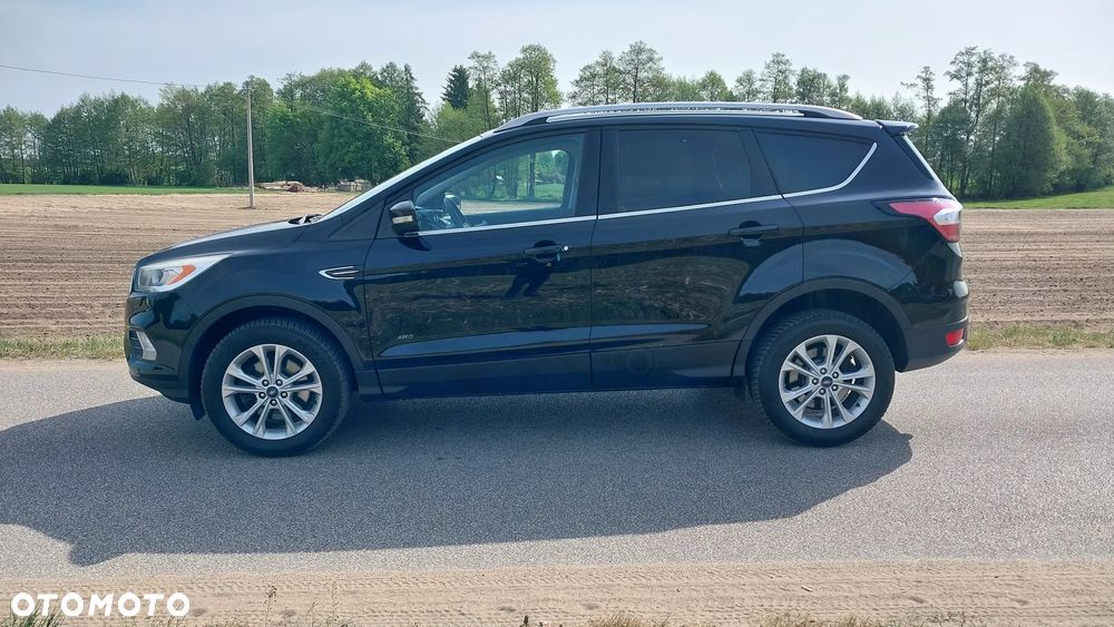 Ford Kuga 2.0 TDCi 4x4 Titanium - 4