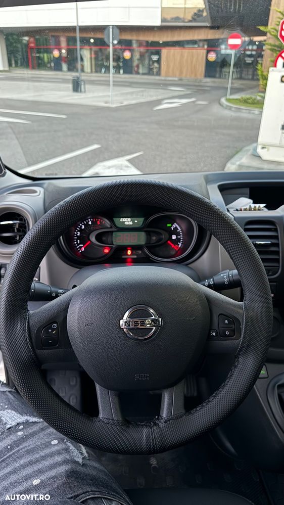 Nissan NV300 - 5