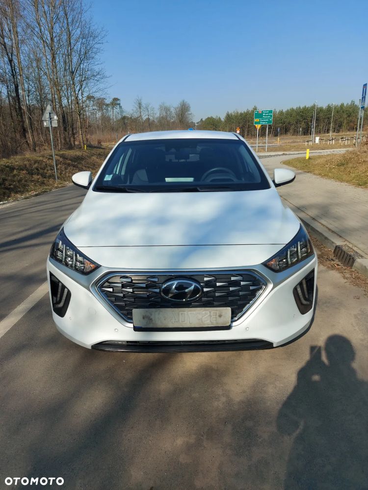 Hyundai IONIQ - 6