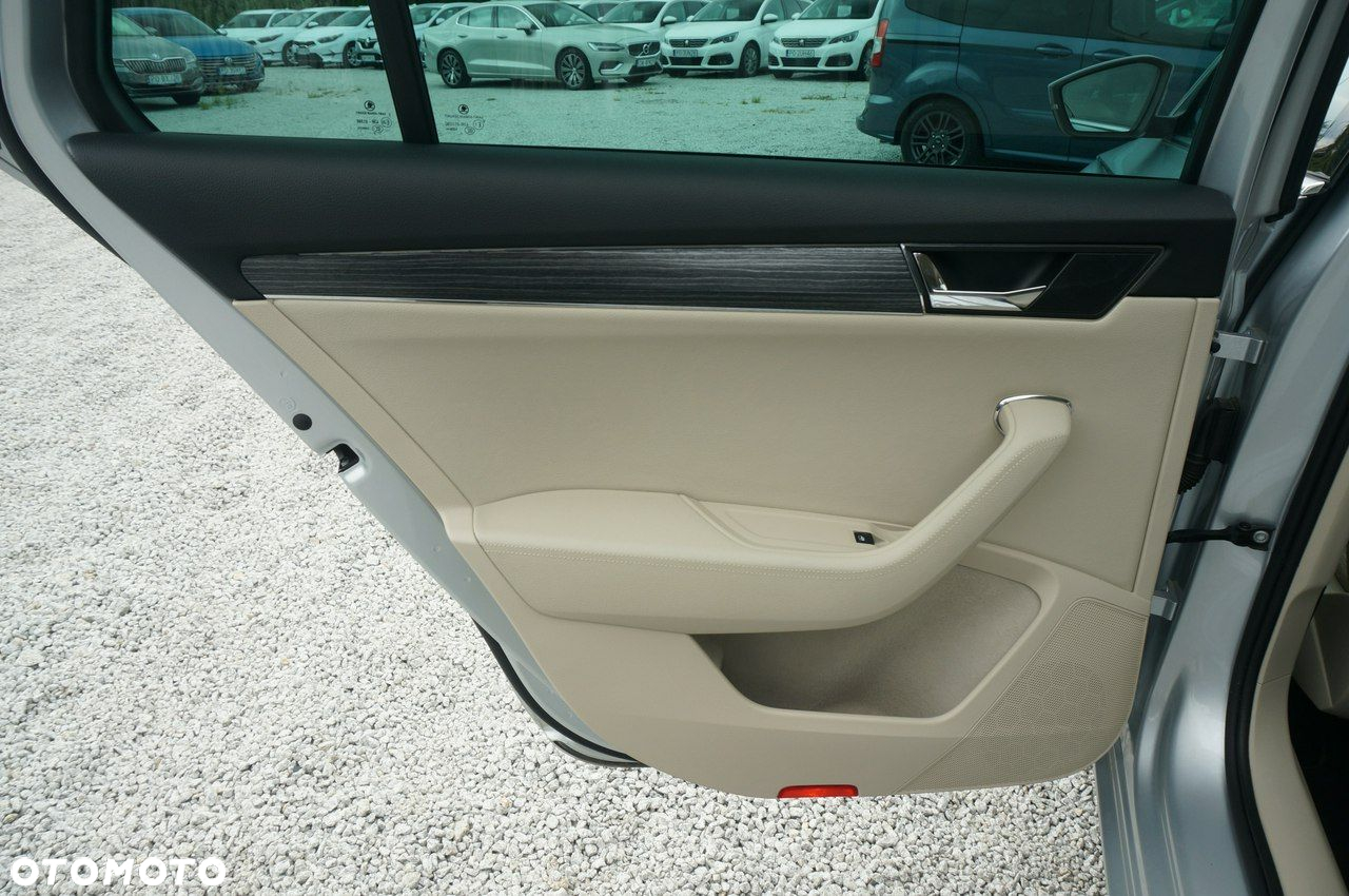Skoda Superb - 25