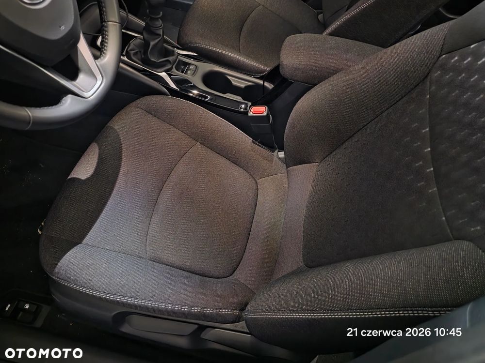 Toyota Corolla 1.5 Comfort - 23