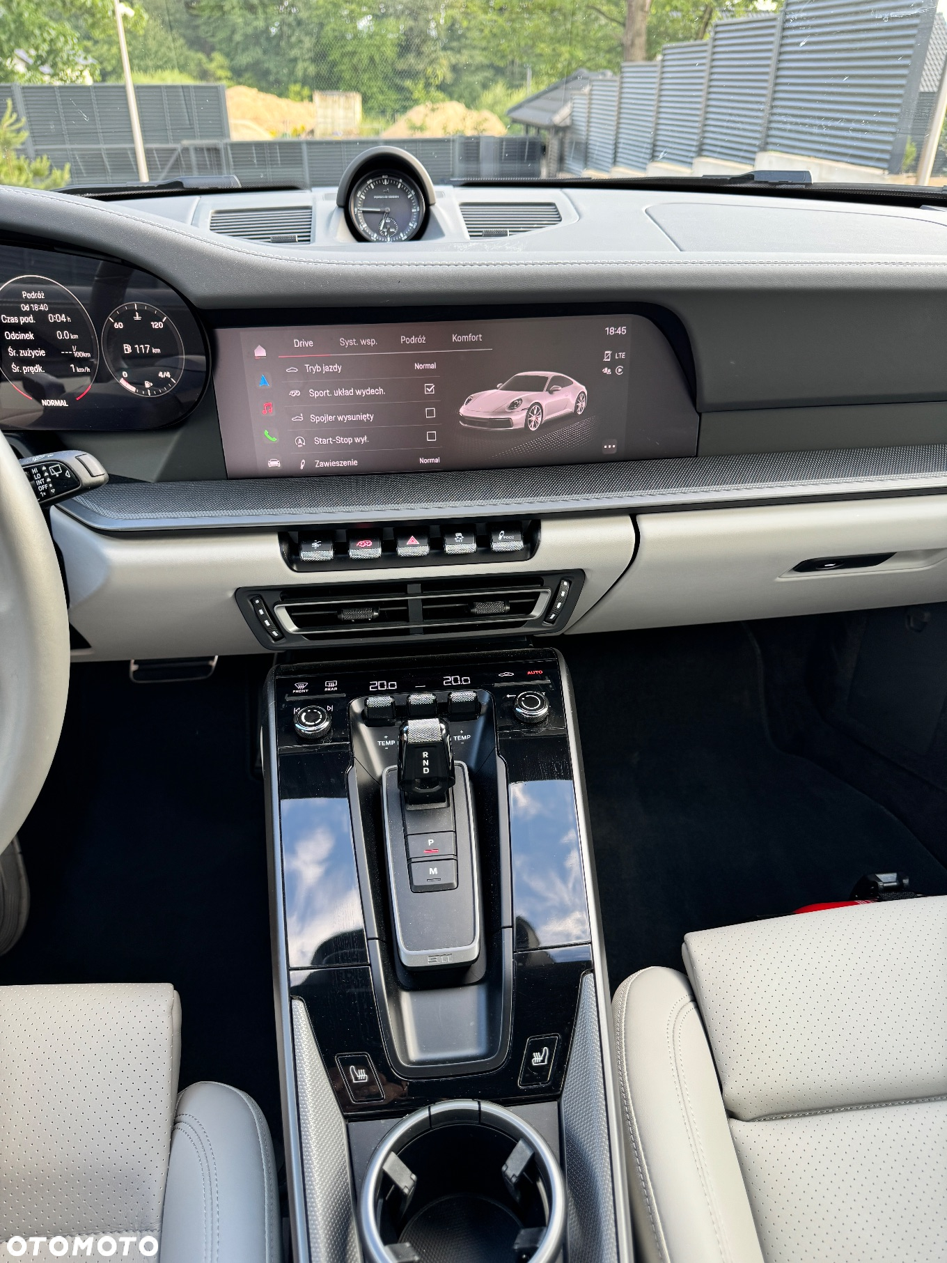 Porsche 911 Carrera 4S - 7