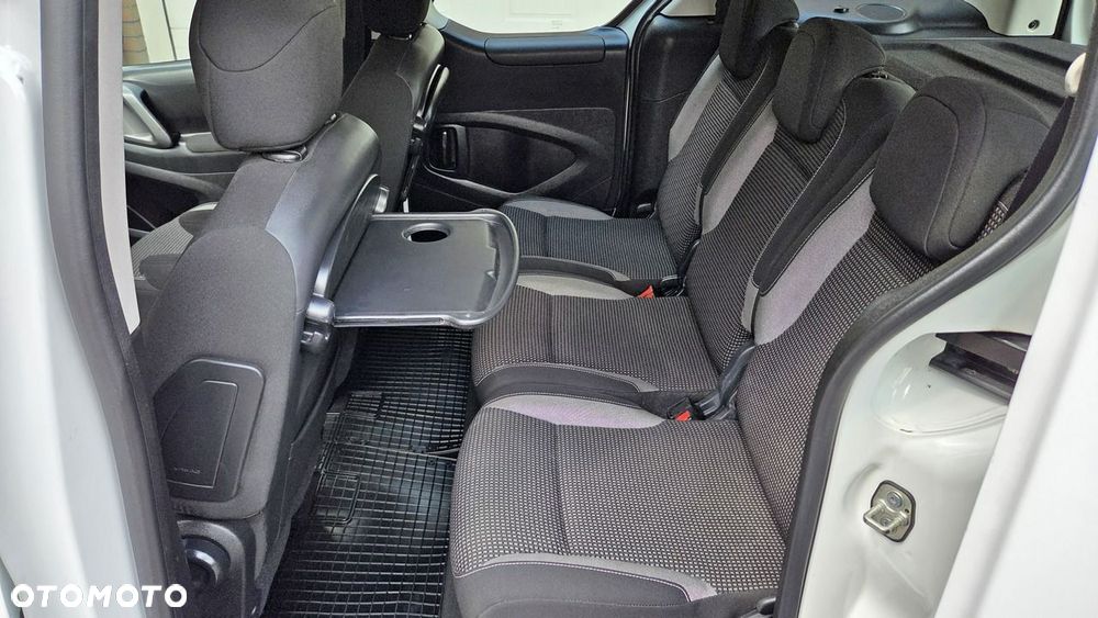 Peugeot Partner 1.6 BlueHDi Outdoor - 19