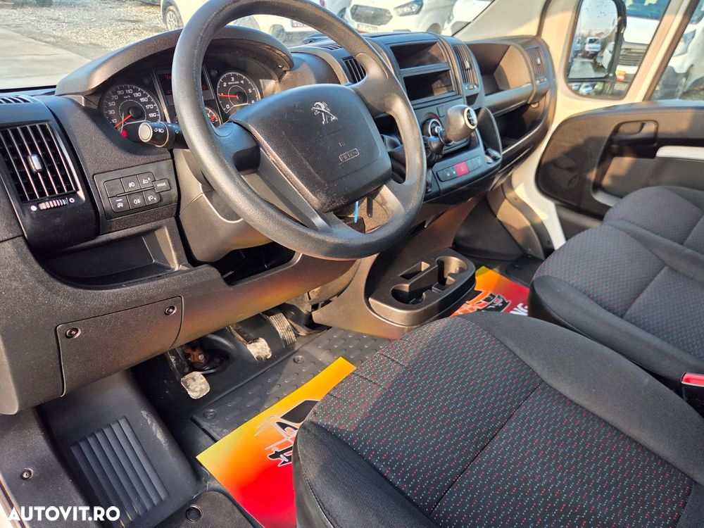 Peugeot Boxer L4H2 Premium Edition - 23