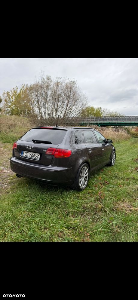 Audi A3 Sportback - 2