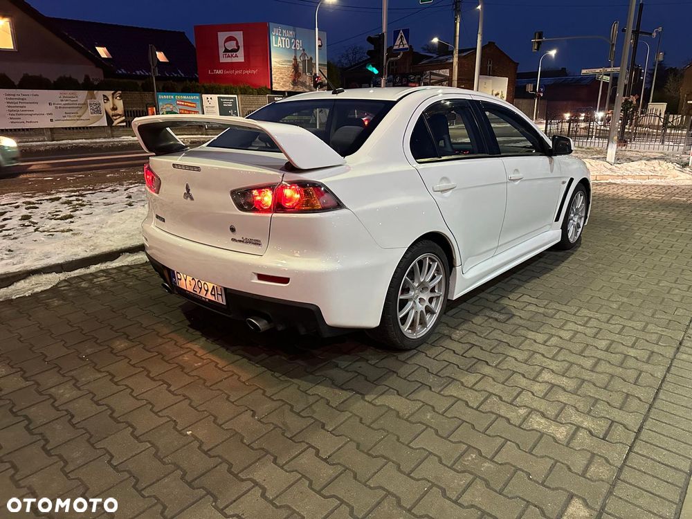Mitsubishi Lancer Evolution GSR - 3