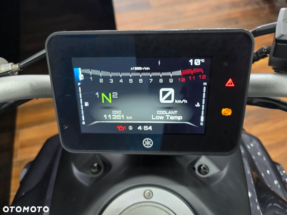 Yamaha MT - 3