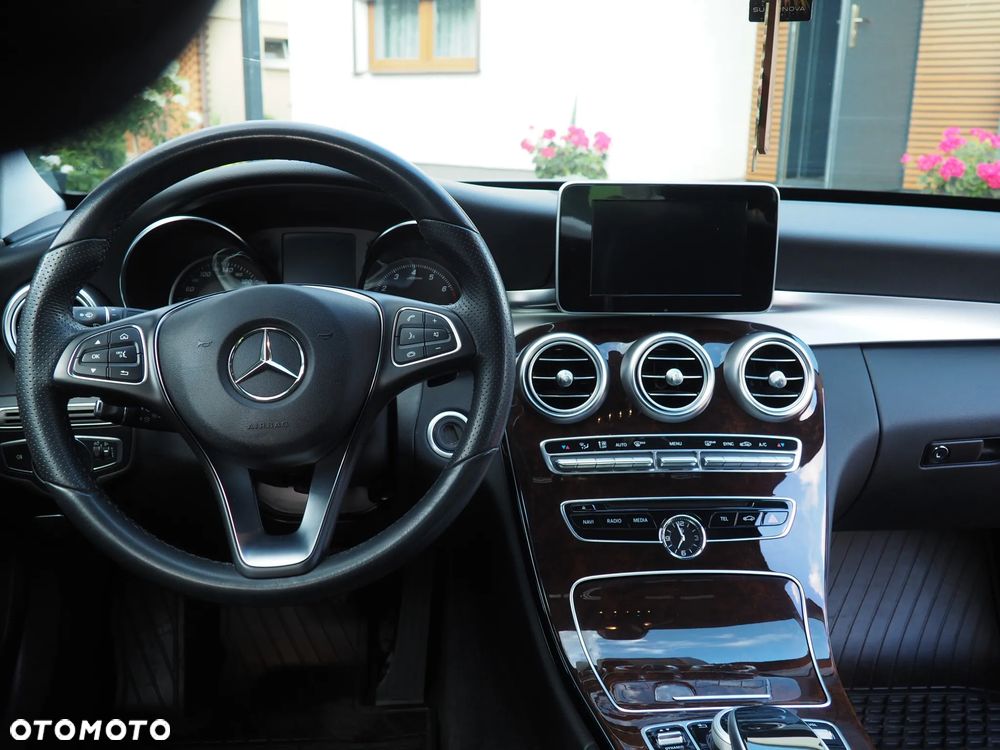 Mercedes-Benz Klasa C 200 9G-TRONIC - 14