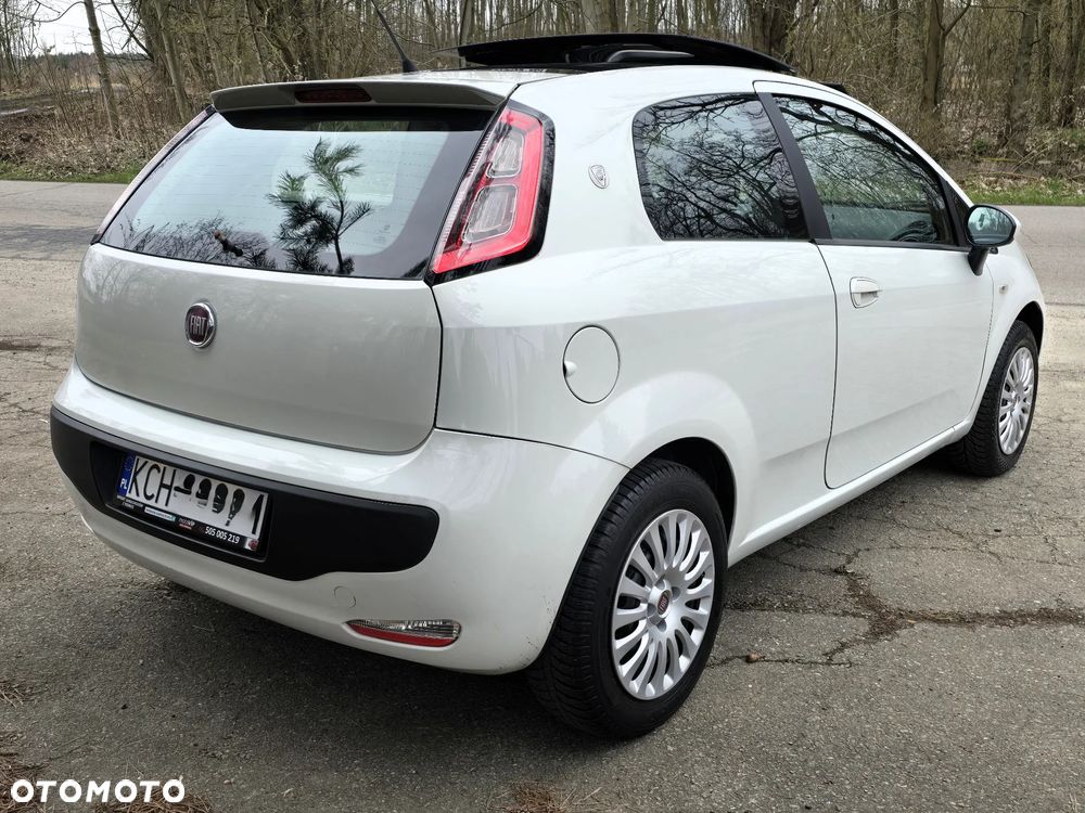 Fiat Punto Evo ver-1-4-16v-dynamic - 7