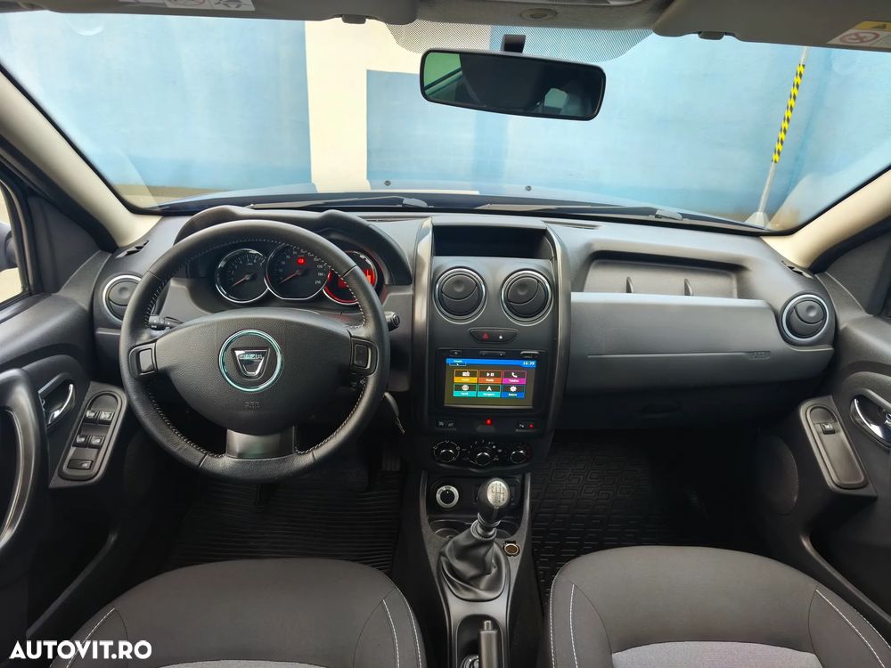 Dacia Duster dCi 110 FAP 4x4 Laureate - 6