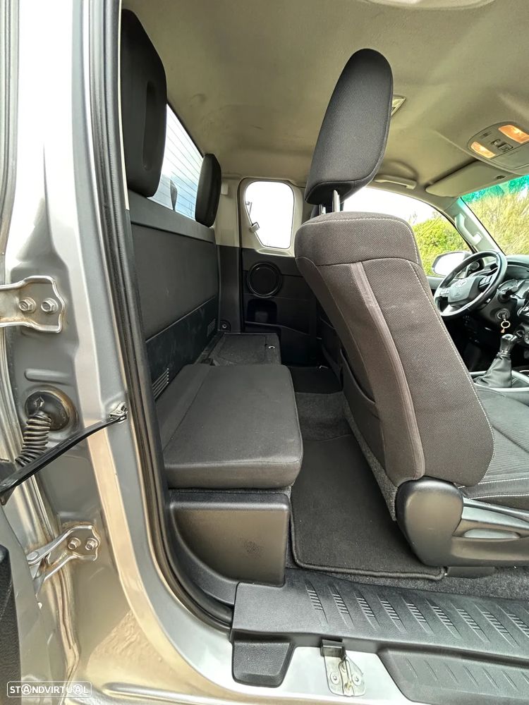 Toyota Hilux 2.4 D-4D 4WD CD Tracker - 20