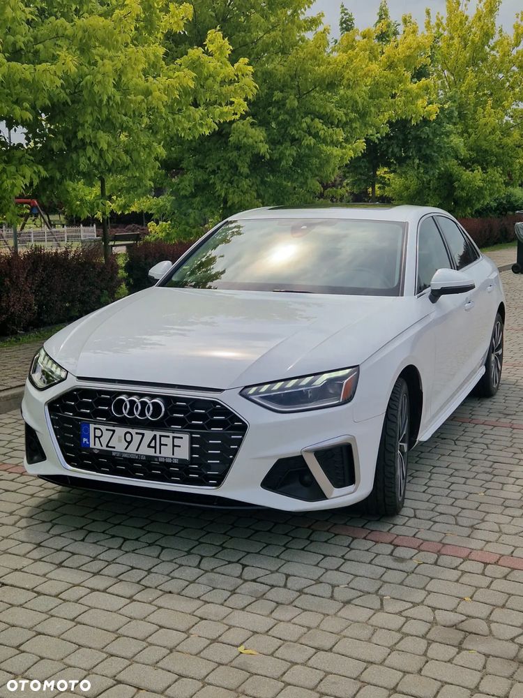 Audi A4 Limousine - 1