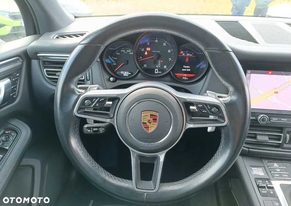 Porsche Macan - 6