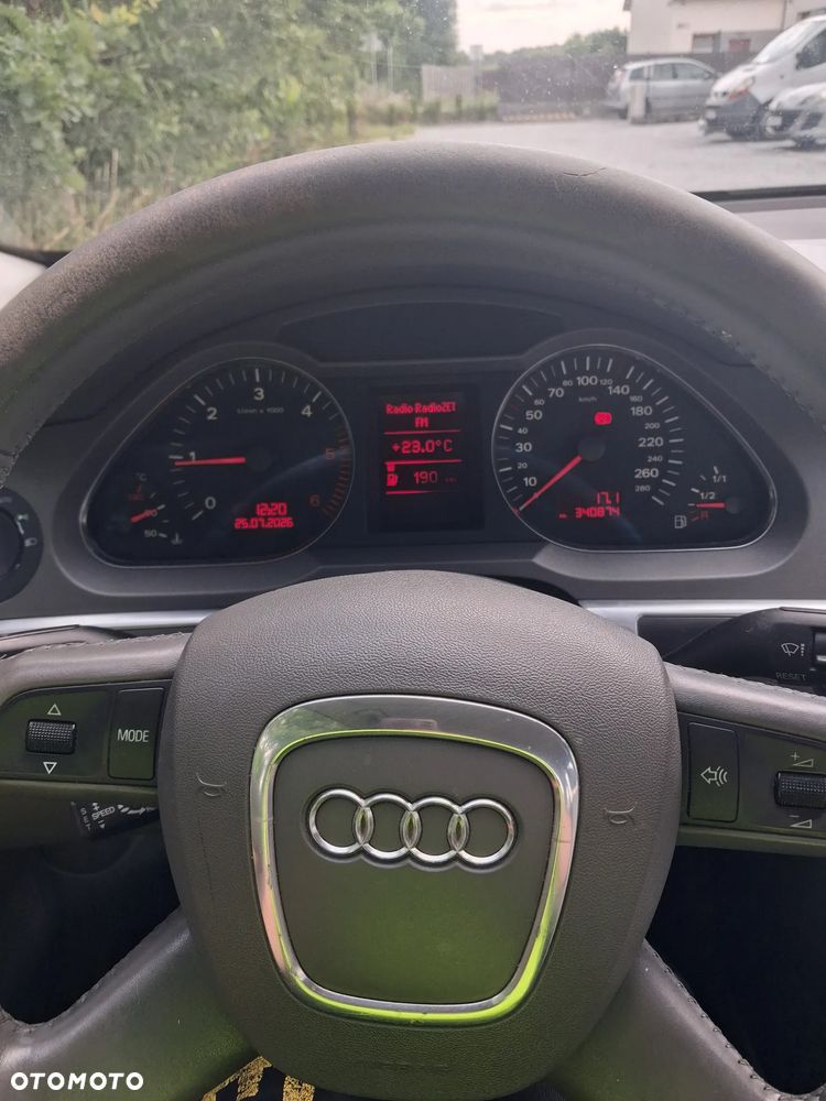 Audi A6 Limousine - 3