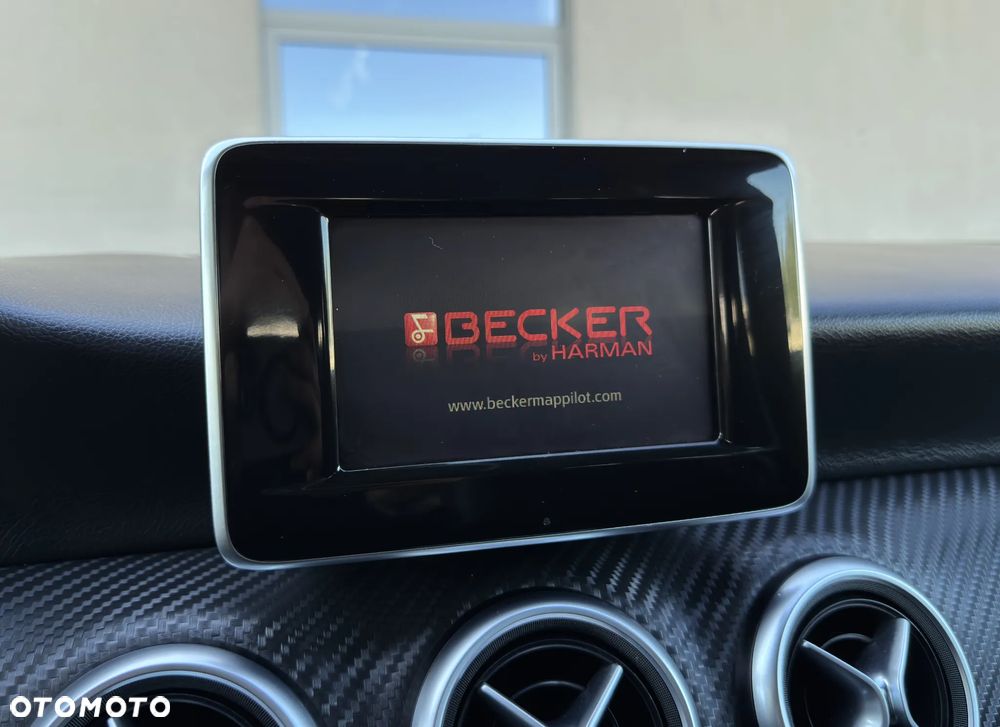 Mercedes-Benz Klasa A 250 4-Matic AMG Line - 26