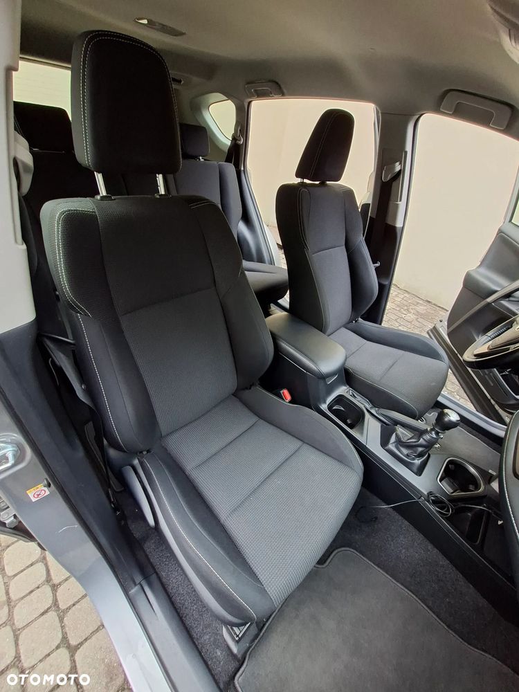 Toyota RAV4 - 8