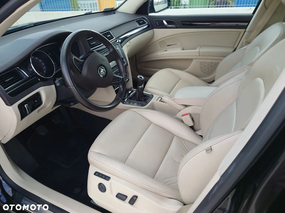 Skoda Superb - 16