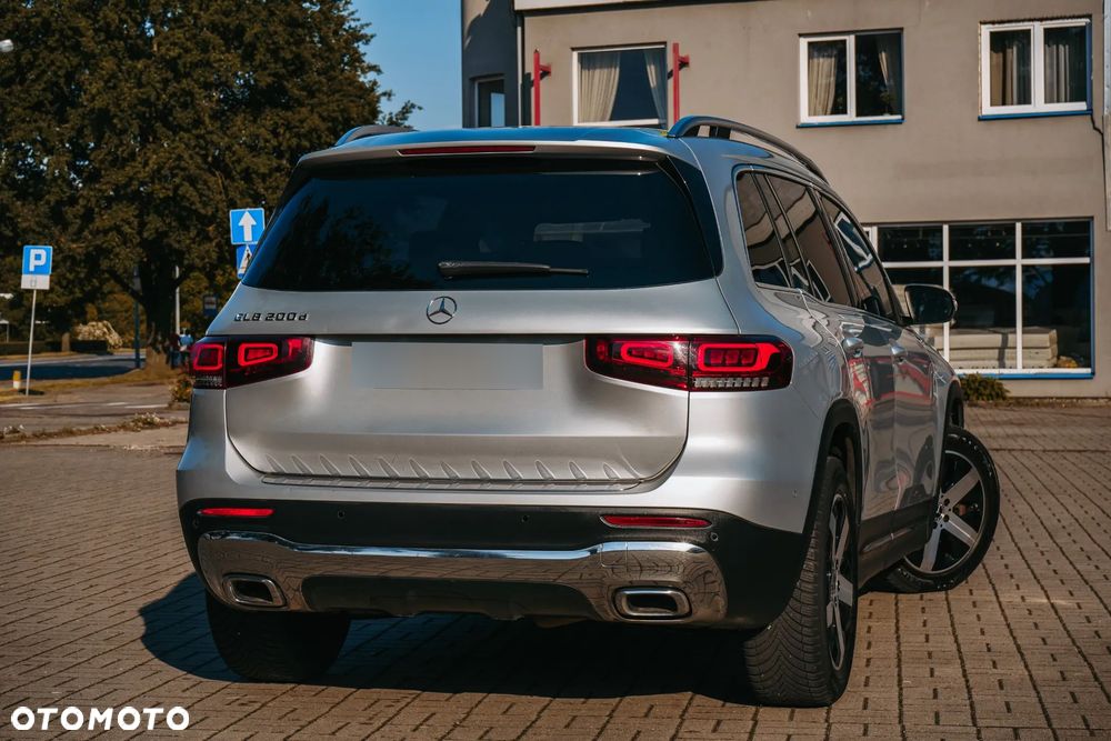 Mercedes-Benz GLB 200 d 8G-DCT Progressive - 11