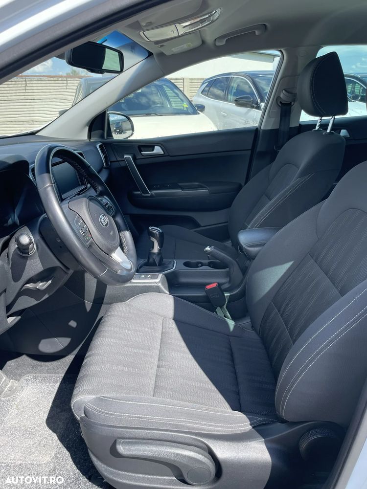 Kia Sportage 1.7 CRDI 2WD Edition 7 - 9
