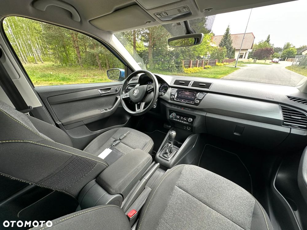 Skoda Fabia 1.0 TSI DSG Style - 24