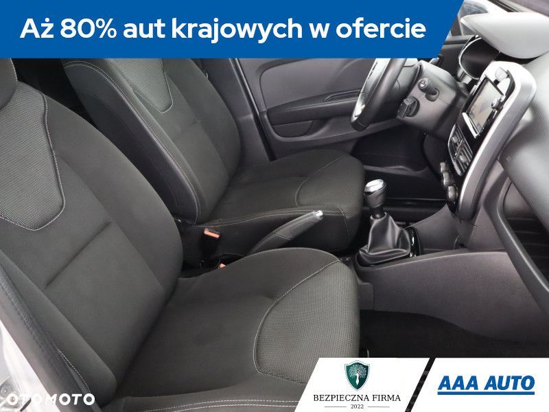 Renault Clio - 11