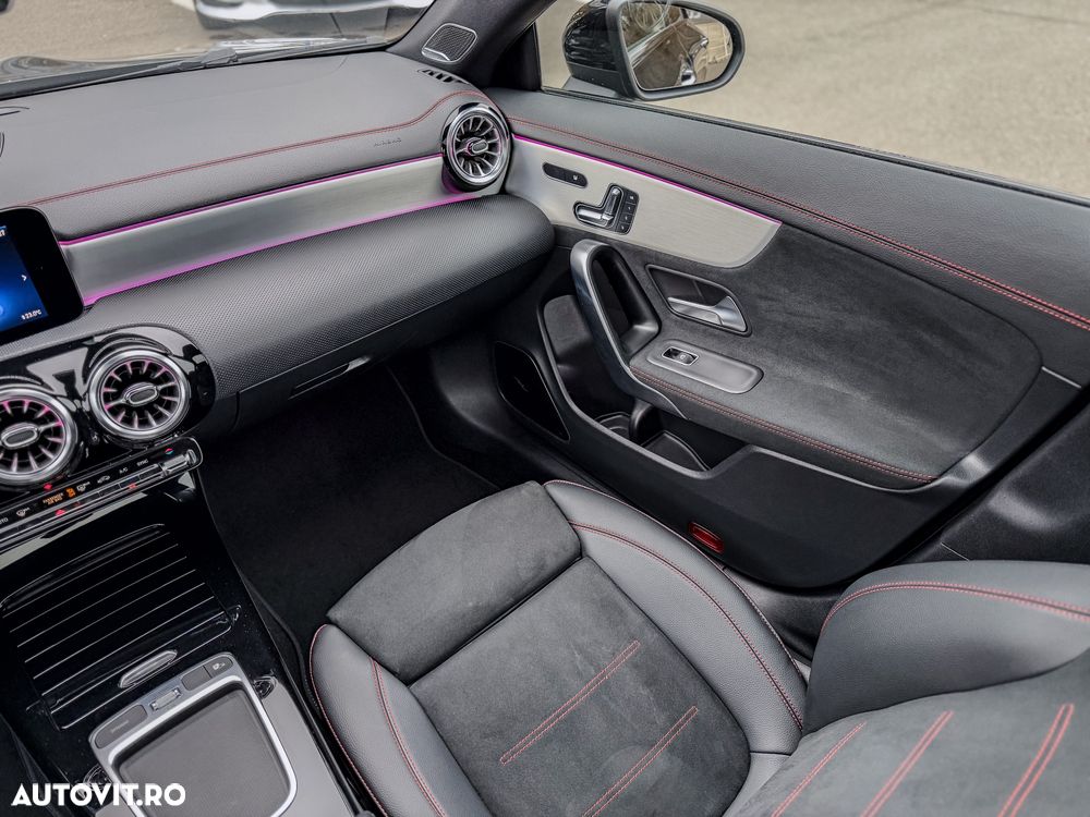 Mercedes-Benz CLA 250 4MATIC 8G-DCT AMG Line Advanced Plus - 27