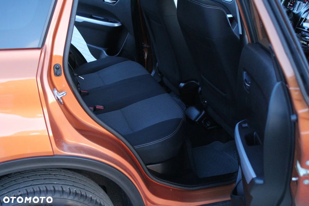 Suzuki Vitara 1.6 DDiS (4x4) Allgrip Comfort - 13