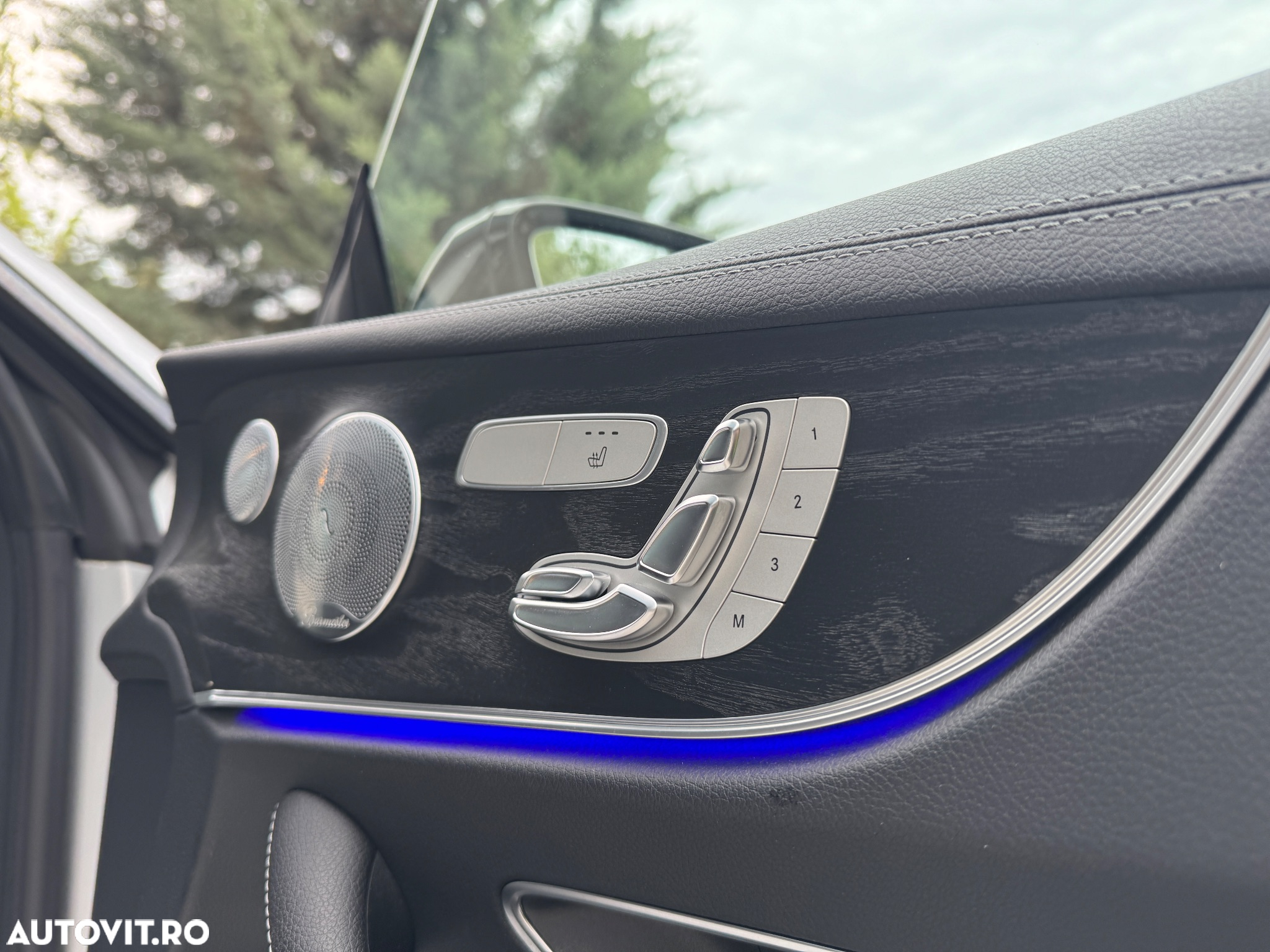Mercedes-Benz E 220 d Coupe 9G-TRONIC AMG Line - 30
