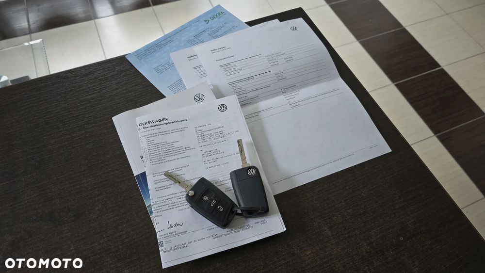 Volkswagen Touran 2.0 TDI BMT IQ Drive DSG - 23