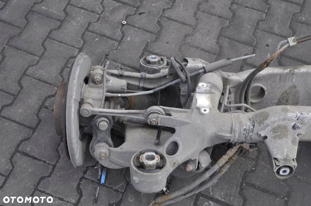 E65 4.8 V8 367KM ZAWIESZENIE TYŁ BELKA SANKI PÓŁOŚ - 5