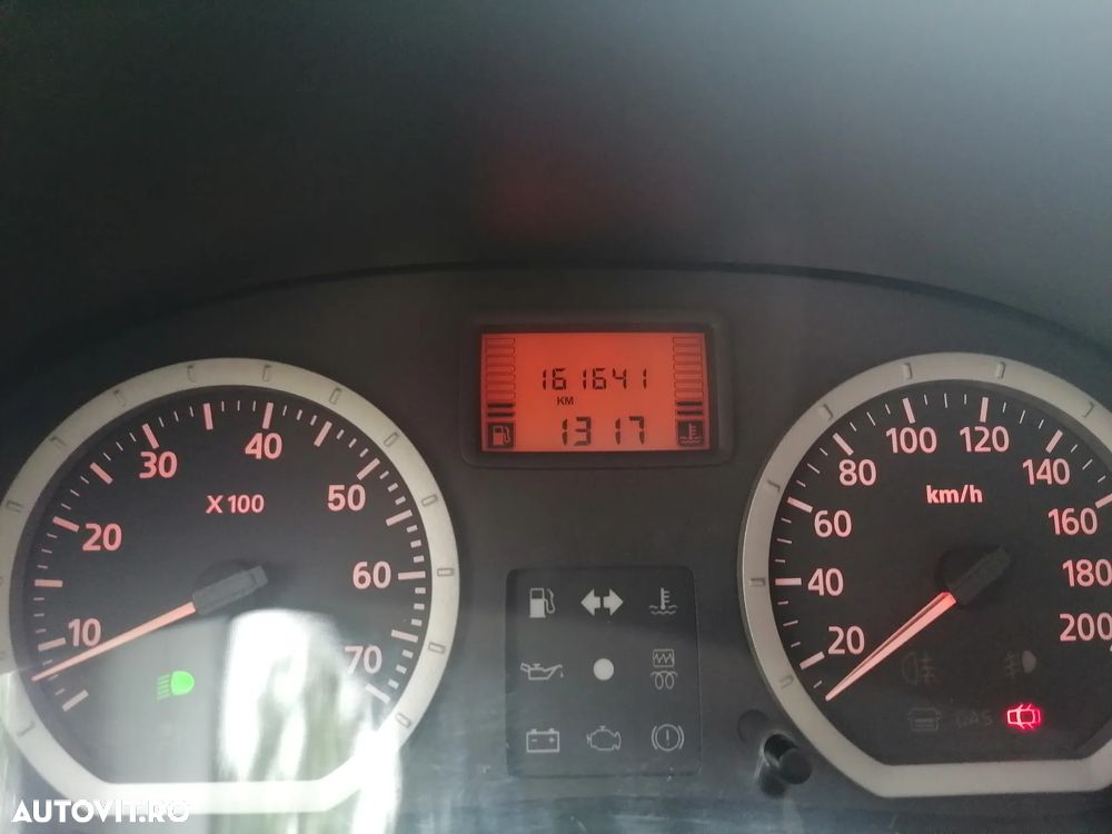 Dacia Logan - 5