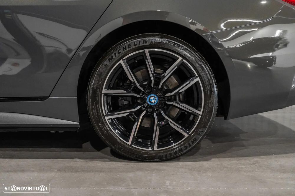 BMW i4 eDrive40 Pack Desportivo M Pro - 30