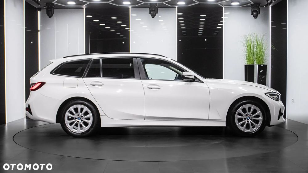 BMW Seria 3 318i Advantage sport - 8