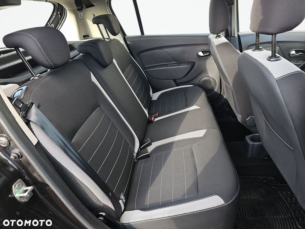 Dacia Sandero 1.5 dCi Laureate S&S - 13