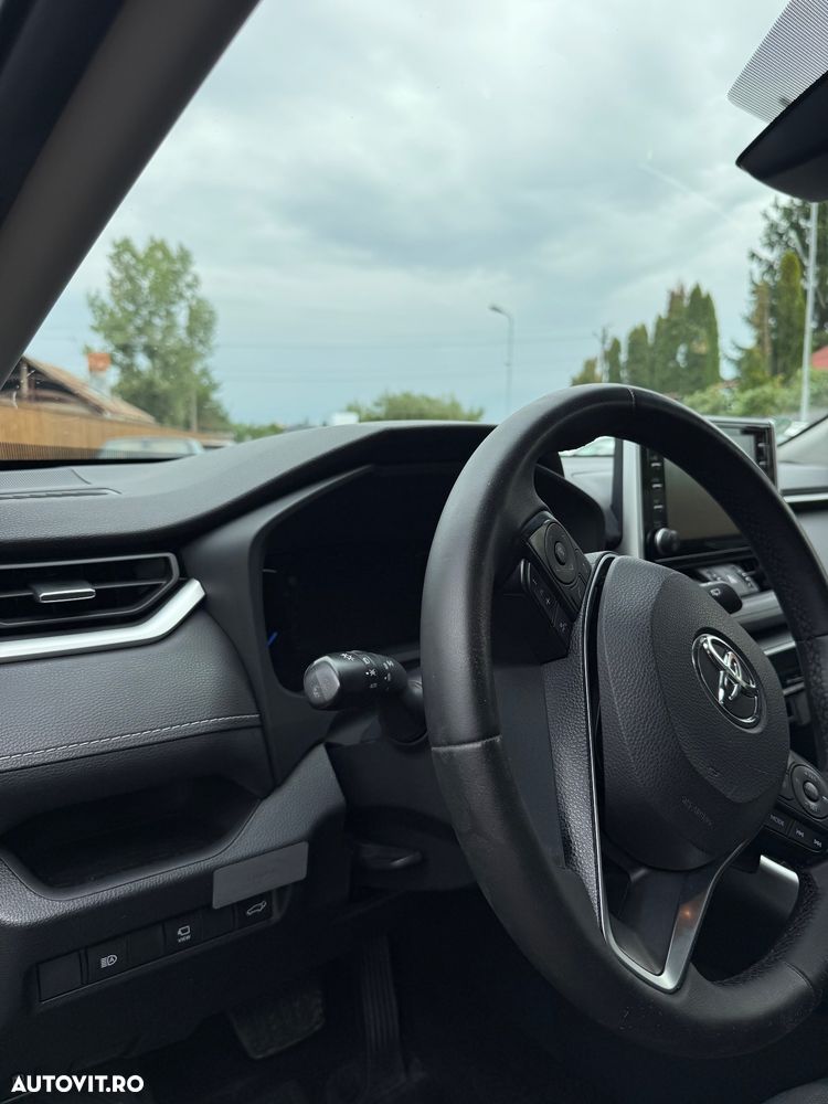 Toyota RAV4 - 13
