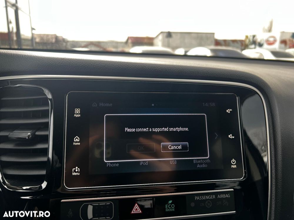 Mitsubishi Outlander - 23