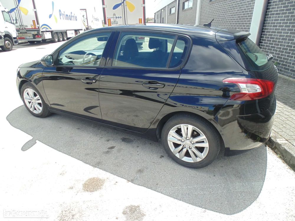 Peugeot 308 1.6 HDi Active - 16