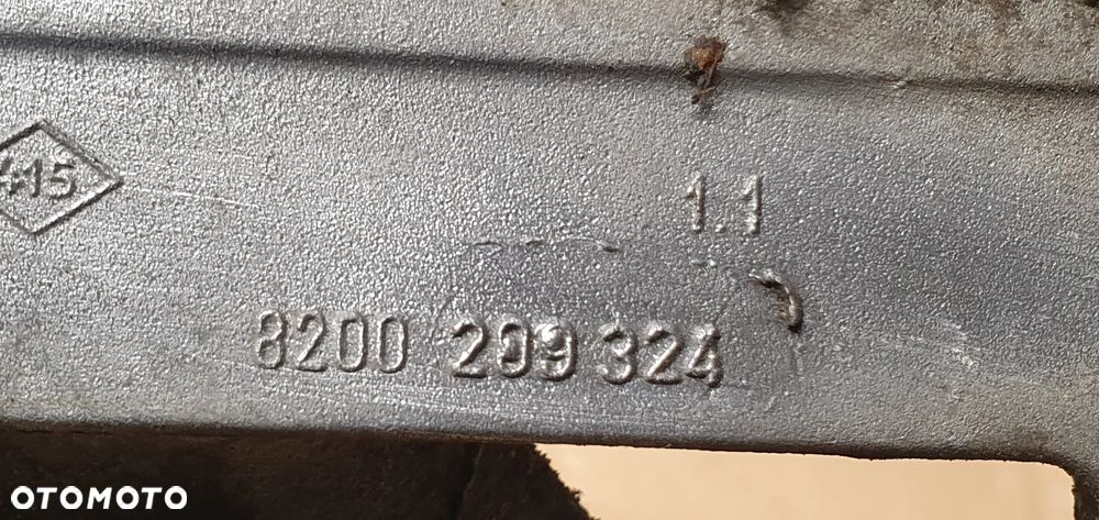 Łapa poduszka silnika Renault Megane II 1.9 DCI 8200209324 8200043084 - 6