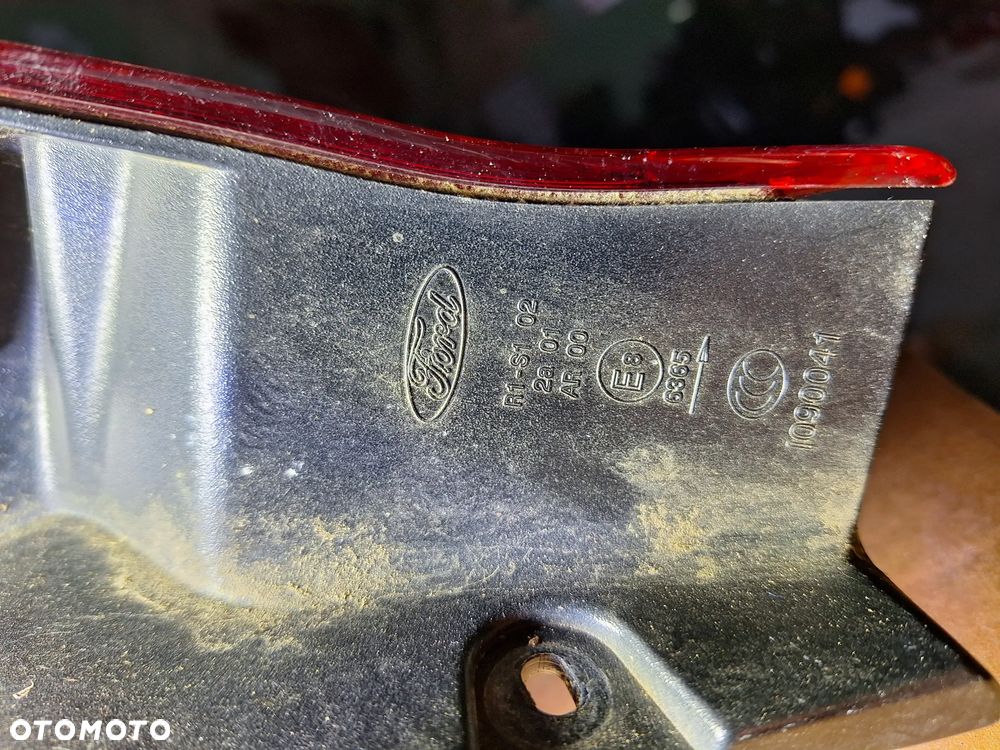 FIESTA MK7 LIFT lampa prawa tył - 3