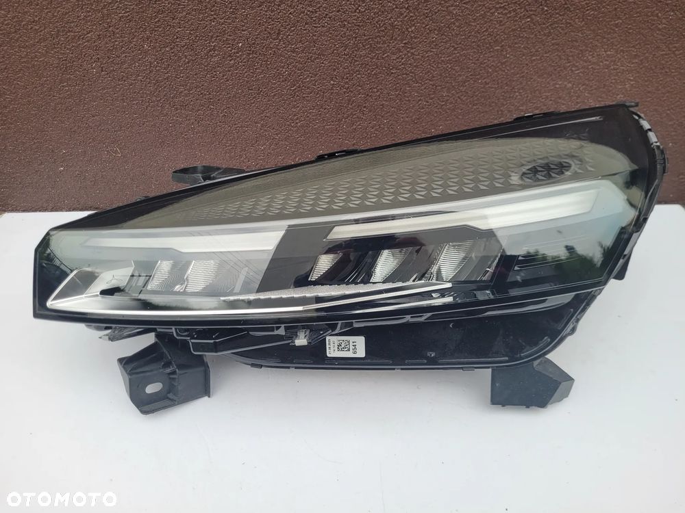 Renault Clio V lift lampa przod lewa full led - 2