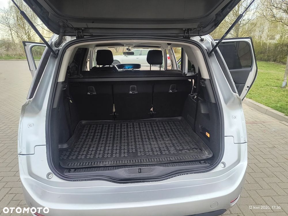 Citroën C4 Grand Picasso 1.6 e-HDi Attraction - 9