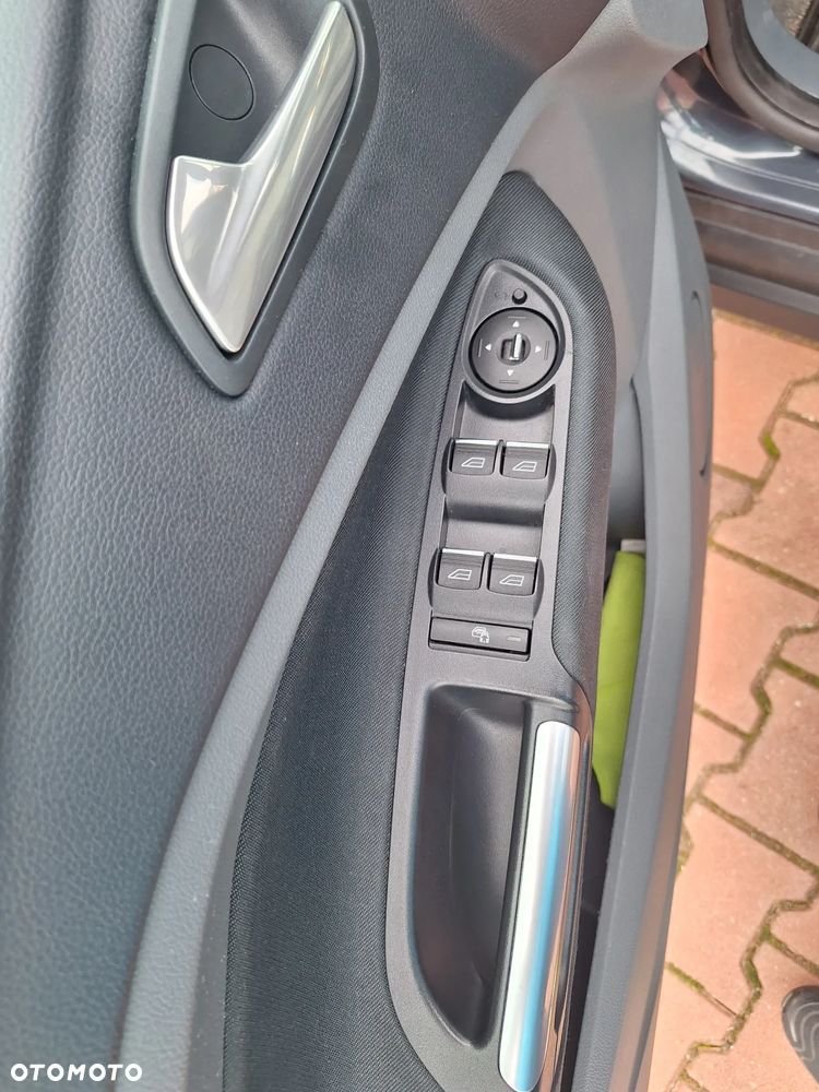 Ford Grand C-MAX 1.6 EcoBoost Start-Stop-System Titanium - 13