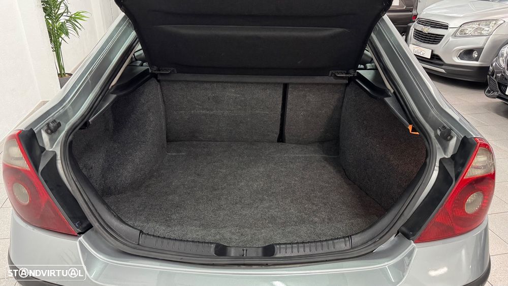 Ford Mondeo 2.0 TDCI Ghia Executive - 34