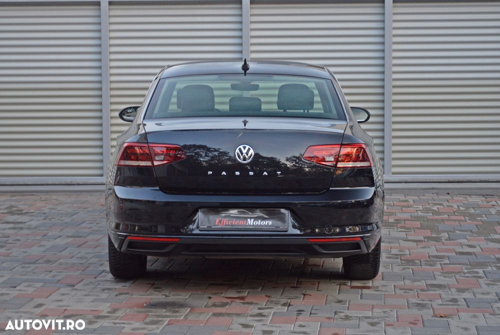 Volkswagen Passat Variant 1.6 TDI (BlueMotion Technology) DSG Comfortline - 12