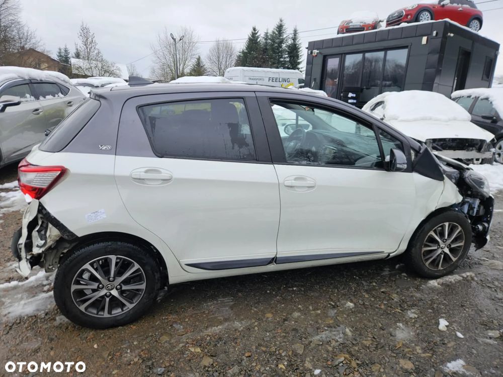 Toyota Yaris 1.5 20th Anniversary - 13