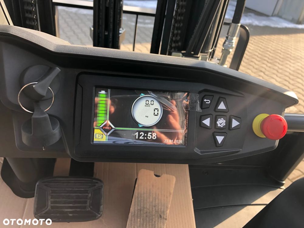 Caterpillar EP25ACN - 16