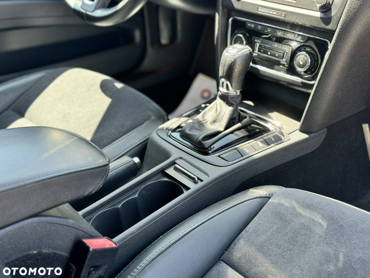 Skoda Superb 2.0 TDI 4x4 Elegance DSG - 28