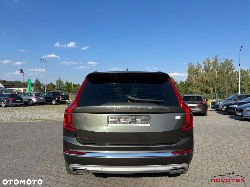Volvo XC 90 - 7