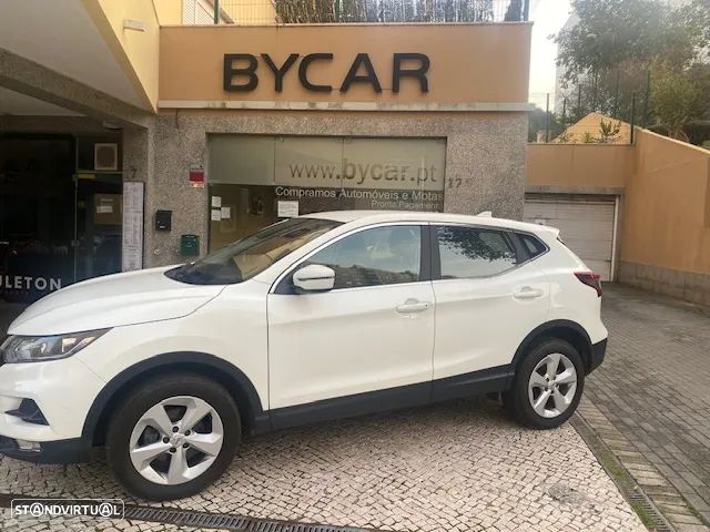 Nissan Qashqai 1.3 DIG-T N-Connecta - 30